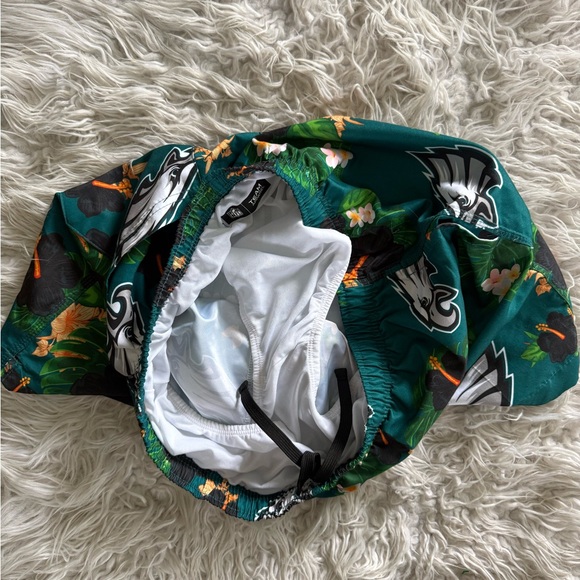 NWOT NFL Philadelphia Eagles Swim Trunks - Picture 6 of 8